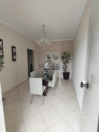 Imagem Casa com 3 Quartos à Venda, 233 m² em Santa Luzia - Guaratinguetá Imagem Casa com 3 Quartos à Venda, 233 m² em Santa Luzia - Guaratinguetá