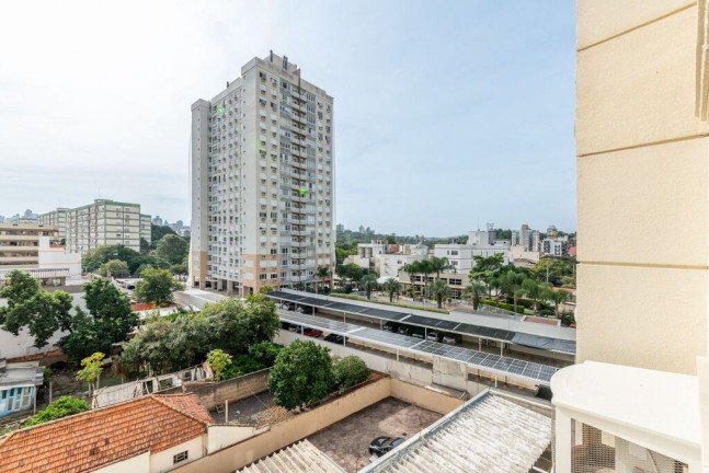 Imagem Imóvel com 2 Quartos à Venda, em Jardim Botânico - Porto Alegre Imagem Imóvel com 2 Quartos à Venda, em Jardim Botânico - Porto Alegre