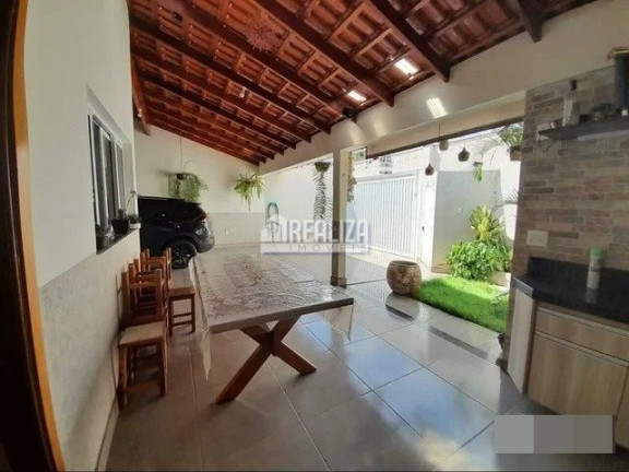 Imagem Casa com 3 Quartos à Venda, 250 m² em Nossa Senhora Da Abadia - Uberaba Imagem Casa com 3 Quartos à Venda, 250 m² em Nossa Senhora Da Abadia - Uberaba