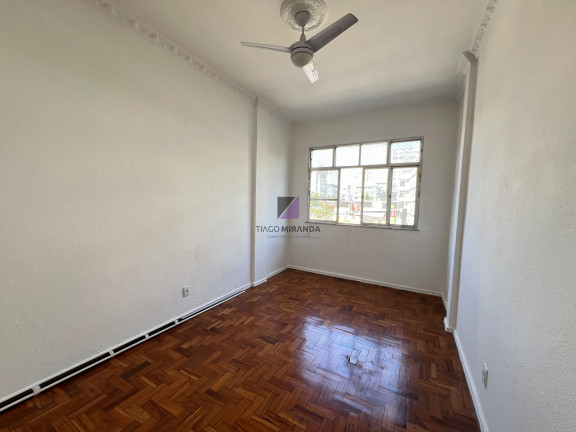 Imagem Imóvel com 2 Quartos à Venda, 65 m² em Maracanã - Rio De Janeiro Imagem Imóvel com 2 Quartos à Venda, 65 m² em Maracanã - Rio De Janeiro