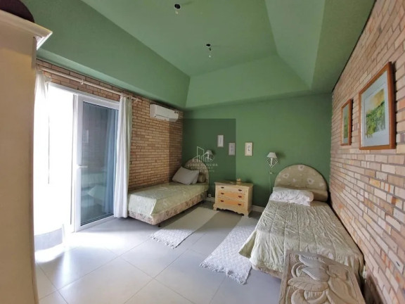 Imagem Casa com 4 Quartos à Venda, em Atlântida - Xangri-lá Imagem Casa com 4 Quartos à Venda, em Atlântida - Xangri-lá