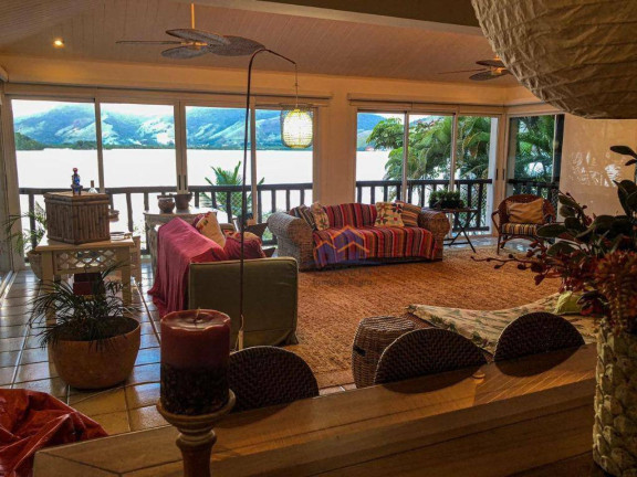 Imagem Casa com 4 Quartos para Temporada, 350 m² em Ponta Da Cruz - Angra Dos Reis Imagem Casa com 4 Quartos para Temporada, 350 m² em Ponta Da Cruz - Angra Dos Reis