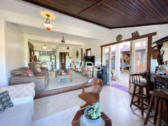 Imagem Casa com 3 Quartos à Venda, 250 m² em Granja Guarani - Teresópolis Imagem Casa com 3 Quartos à Venda, 250 m² em Granja Guarani - Teresópolis