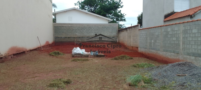 Terreno à Venda, 250 m² em Jardim Bela Vista - Guaratinguetá