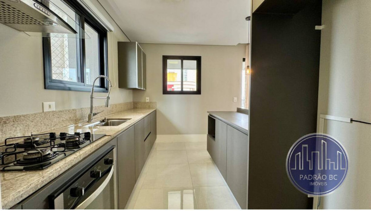 Imagem Apartamento para Alugar, 130 m² em Centro - Balneário Camboriú Imagem Apartamento para Alugar, 130 m² em Centro - Balneário Camboriú
