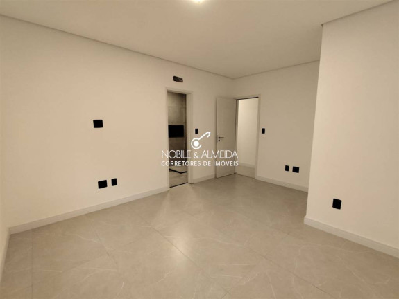 Imagem Casa com 3 Quartos à Venda, 280 m² em Embare - Santos Imagem Casa com 3 Quartos à Venda, 280 m² em Embare - Santos