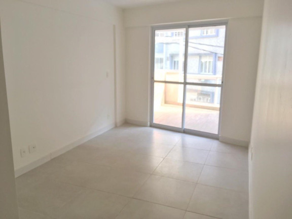 Imagem Apartamento com 3 Quartos à Venda, 179 m² em Lagoa - Rio De Janeiro Imagem Apartamento com 3 Quartos à Venda, 179 m² em Lagoa - Rio De Janeiro