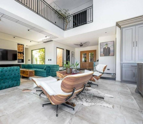 Imagem Casa com 4 Quartos à Venda, 588 m² em Santo Inácio - Curitiba Imagem Casa com 4 Quartos à Venda, 588 m² em Santo Inácio - Curitiba