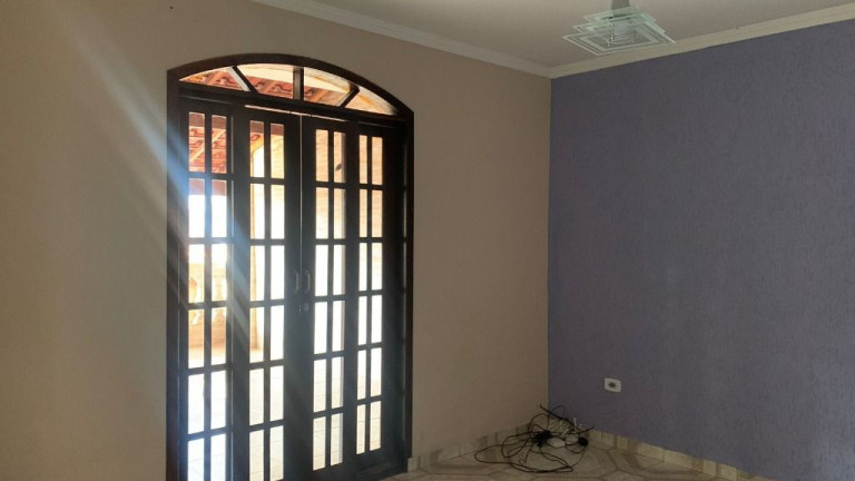 Imagem Sobrado com 3 Quartos à Venda, 150 m² em Jardim Varan - Suzano Imagem Sobrado com 3 Quartos à Venda, 150 m² em Jardim Varan - Suzano