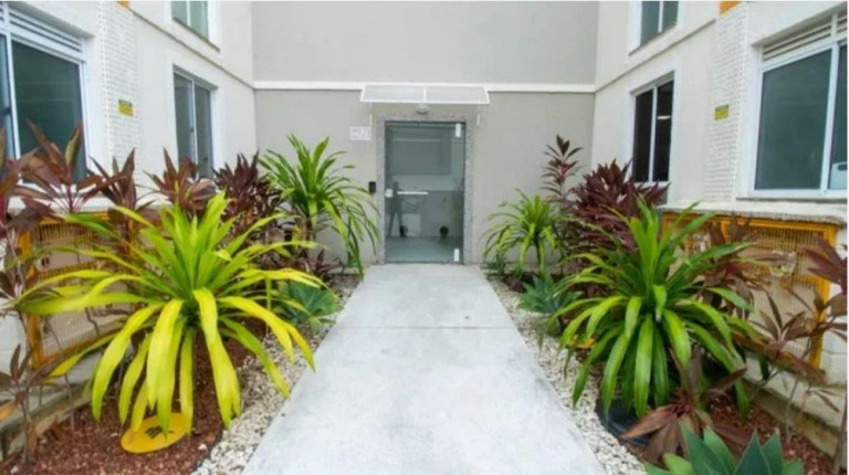 Imagem Apartamento com 2 Quartos à Venda, 45 m² em Estrada Do Coco - Camaçari Imagem Apartamento com 2 Quartos à Venda, 45 m² em Estrada Do Coco - Camaçari