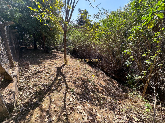 Terreno à Venda, 2.297 m² em Setor De Habitações Individuais Sul - Brasília