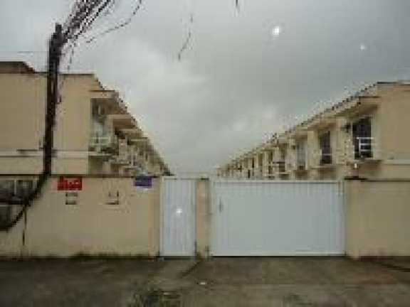 Imagem Casa com 2 Quartos à Venda, 66 m² em Laranjal - São Gonçalo Imagem Casa com 2 Quartos à Venda, 66 m² em Laranjal - São Gonçalo