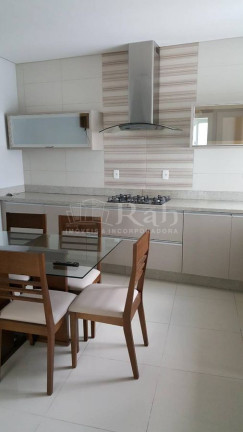 Imagem Sobrado com 3 Quartos à Venda, 300 m² em Nações - Balneário Camboriú