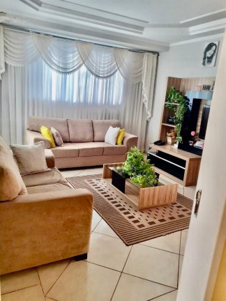 Imagem Casa com 7 Quartos à Venda, 387 m² em Jardim Itália - Maringa Imagem Casa com 7 Quartos à Venda, 387 m² em Jardim Itália - Maringa