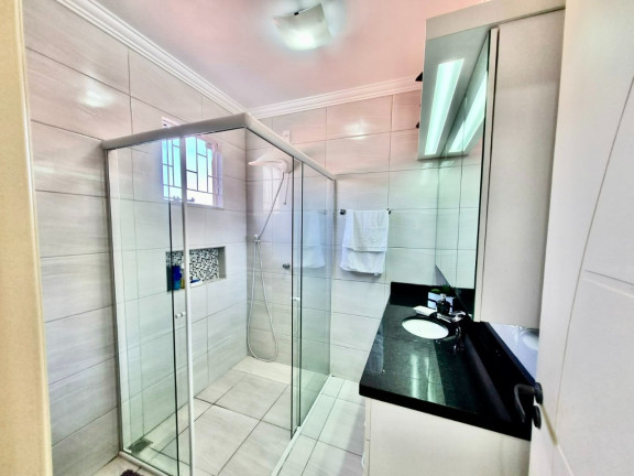 Imagem Casa com 4 Quartos à Venda, 228 m² em Barreiros - São José