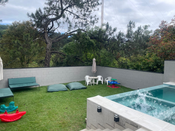 Imagem Casa com 3 Quartos à Venda, 315 m² em Gramado - Cotia Imagem Casa com 3 Quartos à Venda, 315 m² em Gramado - Cotia