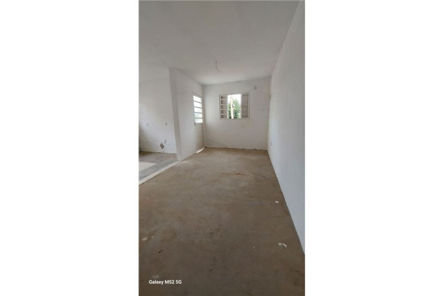 Imagem Casa com 2 Quartos à Venda, em Mário Quintana - Porto Alegre Imagem Casa com 2 Quartos à Venda, em Mário Quintana - Porto Alegre
