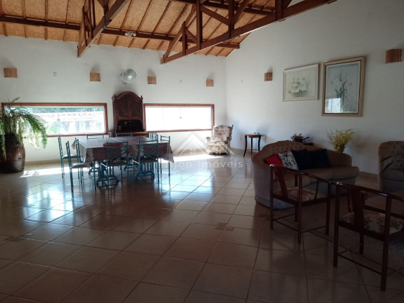 Imagem Imóvel com 4 Quartos à Venda, 1.864 m² em Centro - Araçoiaba Da Serra