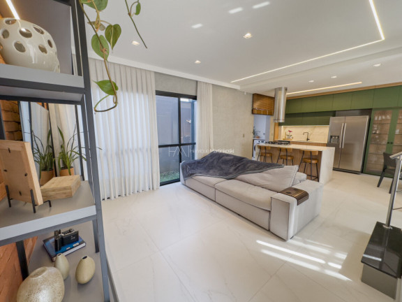 Imagem Casa com 3 Quartos à Venda, 179 m² em São Lourenço - Curitiba