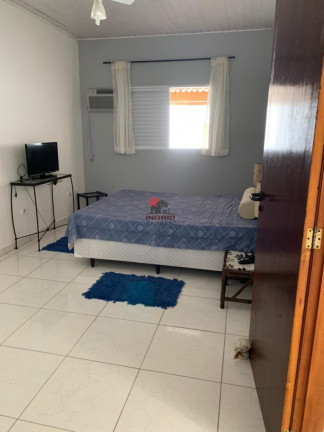 Imagem Casa com 2 Quartos à Venda, 250 m² em Belmira Novaes - Peruíbe Imagem Casa com 2 Quartos à Venda, 250 m² em Belmira Novaes - Peruíbe