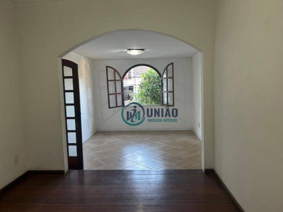 Imagem Casa com 4 Quartos à Venda, 210 m² em Fonseca - Niterói