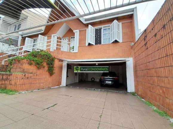 Imagem Casa com 3 Quartos à Venda, 206 m² em Seminário - Curitiba Imagem Casa com 3 Quartos à Venda, 206 m² em Seminário - Curitiba
