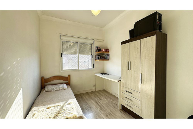 Imagem Imóvel com 2 Quartos à Venda, em Sarandi - Porto Alegre Imagem Imóvel com 2 Quartos à Venda, em Sarandi - Porto Alegre