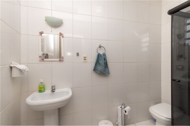 Imagem Casa com 3 Quartos à Venda, em Jardim Monte Kemel - São Paulo Imagem Casa com 3 Quartos à Venda, em Jardim Monte Kemel - São Paulo