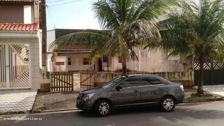 Imagem Casa com 2 Quartos à Venda, 90 m² em Solemar - Praia Grande Imagem Casa com 2 Quartos à Venda, 90 m² em Solemar - Praia Grande