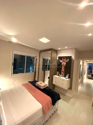Imagem Apartamento com 3 Quartos à Venda, 158 m² em Centro - Balneário Camboriú Imagem Apartamento com 3 Quartos à Venda, 158 m² em Centro - Balneário Camboriú