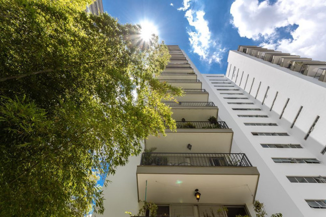 Imagem Imóvel com 4 Quartos à Venda, em Indianópolis - São Paulo Imagem Imóvel com 4 Quartos à Venda, em Indianópolis - São Paulo