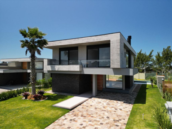 Imagem Casa com 5 Quartos à Venda, 270 m² em -- - Capao Da Canoa Imagem Casa com 5 Quartos à Venda, 270 m² em -- - Capao Da Canoa