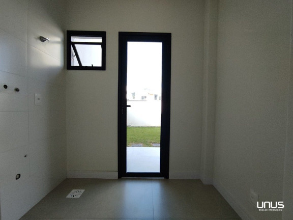 Imagem Casa de Condomínio com 3 Quartos à Venda, 155 m² em Deltaville - Biguaçu