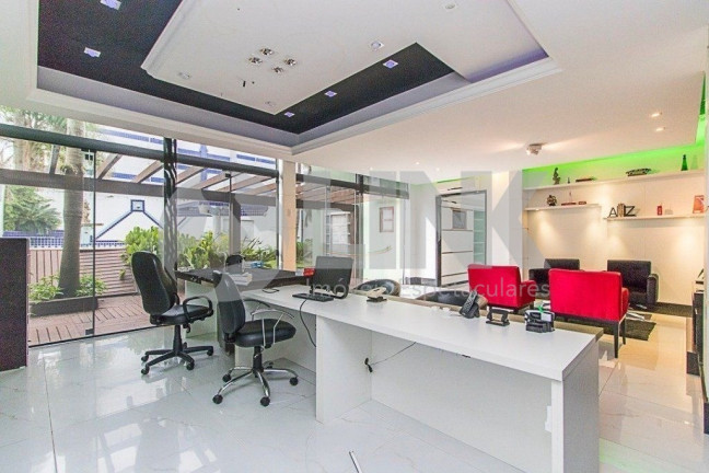 Imagem Casa com 5 Quartos à Venda, 800 m² em Jardim Botânico - Porto Alegre Imagem Casa com 5 Quartos à Venda, 800 m² em Jardim Botânico - Porto Alegre