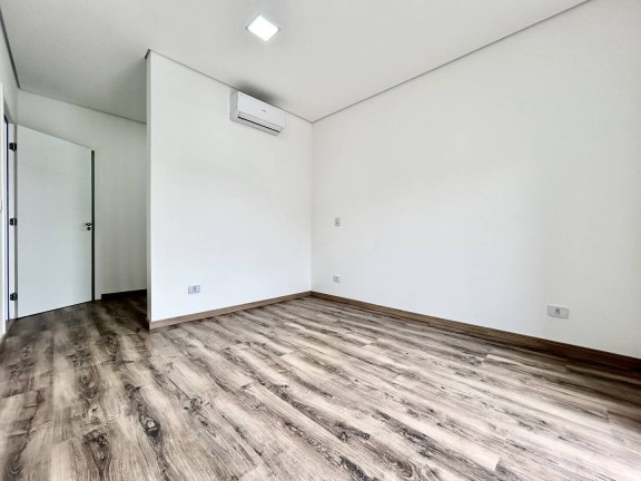 Imagem Casa com 2 Quartos à Venda, 125 m² em Chácara Jaguari (fazendinha) - Santana De Parnaíba Imagem Casa com 2 Quartos à Venda, 125 m² em Chácara Jaguari (fazendinha) - Santana De Parnaíba