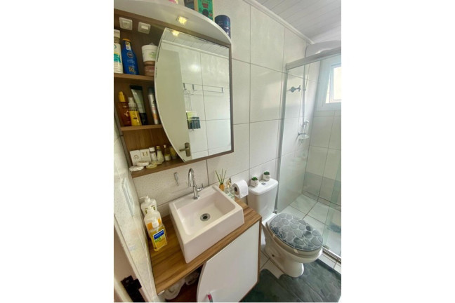 Imagem Imóvel com 2 Quartos à Venda, 63 m² em Humaitá - Porto Alegre Imagem Imóvel com 2 Quartos à Venda, 63 m² em Humaitá - Porto Alegre
