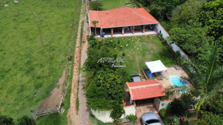Imagem Imóvel com 2 Quartos à Venda, 200 m² em Cruz De Cedro - Quadra Imagem Imóvel com 2 Quartos à Venda, 200 m² em Cruz De Cedro - Quadra