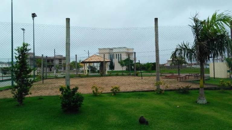 Imagem Imóvel com 4 Quartos à Venda, 250 m² em Centro - Peruíbe Imagem Imóvel com 4 Quartos à Venda, 250 m² em Centro - Peruíbe