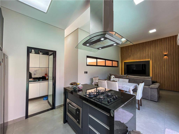 Imagem Casa com 3 Quartos à Venda, 250 m² em Jardim Valencia - Ribeirão Preto Imagem Casa com 3 Quartos à Venda, 250 m² em Jardim Valencia - Ribeirão Preto