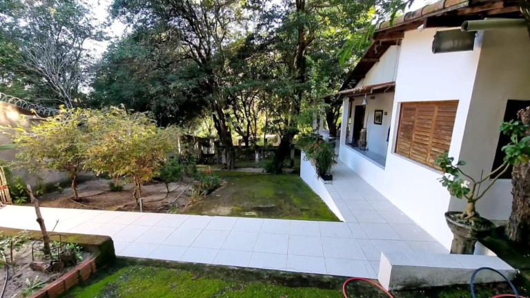 Imagem Casa com 4 Quartos à Venda, 320 m² em Candelária - Natal Imagem Casa com 4 Quartos à Venda, 320 m² em Candelária - Natal