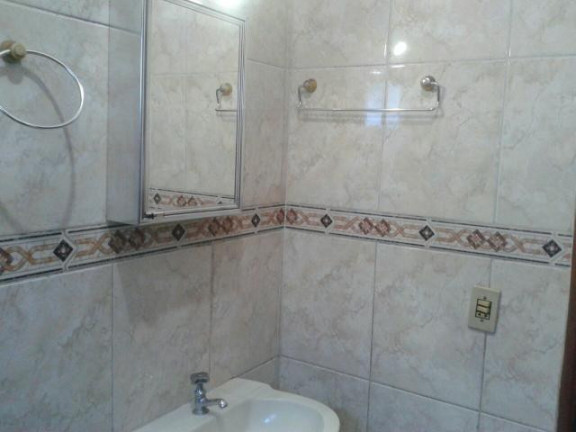 Imagem Casa com 1 Quarto à Venda, 62 m² em Vila Tupi - Praia Grande Imagem Casa com 1 Quarto à Venda, 62 m² em Vila Tupi - Praia Grande