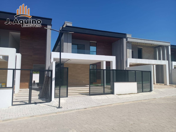 Imagem Casa com 4 Quartos à Venda, 247 m² em Amador - Eusébio Imagem Casa com 4 Quartos à Venda, 247 m² em Amador - Eusébio
