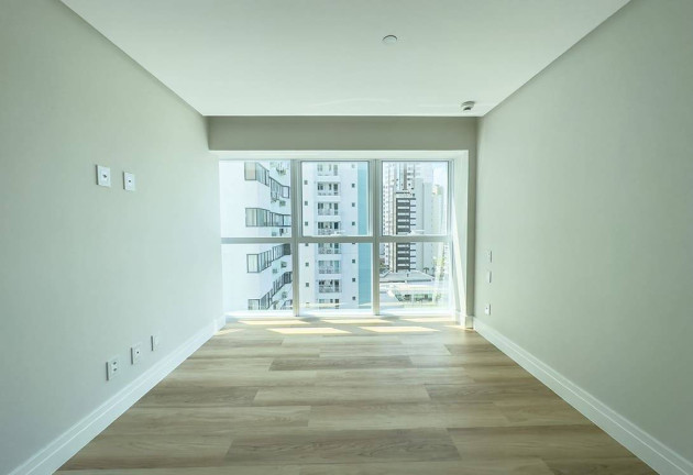 Imagem Apartamento com 4 Quartos à Venda, 196 m² em Barra Sul - Balneário Camboriú Imagem Apartamento com 4 Quartos à Venda, 196 m² em Barra Sul - Balneário Camboriú