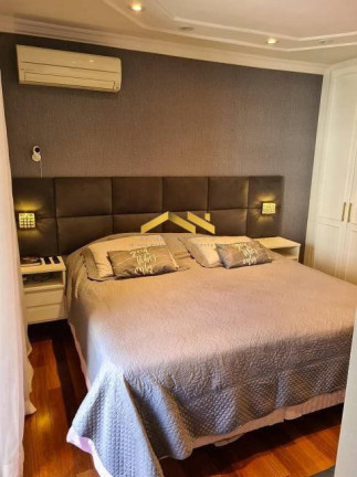 Imagem Apartamento com 4 Quartos à Venda, 215 m² em Aclimacao - São Paulo