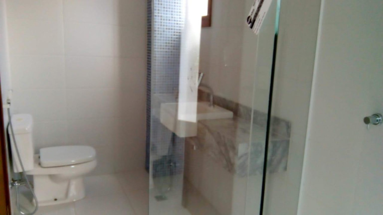 Imagem Casa com 4 Quartos à Venda, 425 m² em Portão - Lauro De Freitas Imagem Casa com 4 Quartos à Venda, 425 m² em Portão - Lauro De Freitas