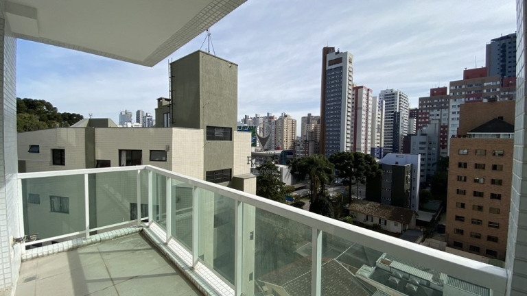 Imagem Apartamento com 3 Quartos à Venda, em Champagnat - Curitiba Imagem Apartamento com 3 Quartos à Venda, em Champagnat - Curitiba