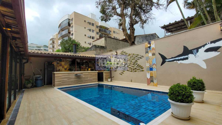 Imagem Imóvel com 4 Quartos à Venda, 262 m² em Freguesia (jacarepaguá) - Rio De Janeiro Imagem Imóvel com 4 Quartos à Venda, 262 m² em Freguesia (jacarepaguá) - Rio De Janeiro