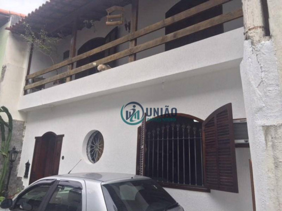 Imagem Casa com 4 Quartos à Venda, 160 m² em Santa Rosa - Niterói