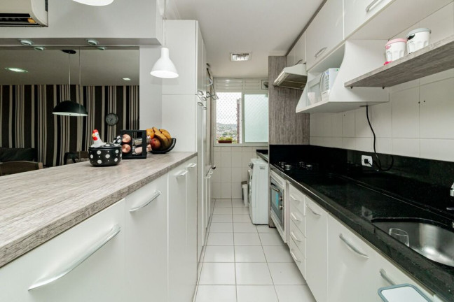 Imagem Apartamento com 3 Quartos à Venda, 84 m² em Jardim Botânico - Porto Alegre Imagem Apartamento com 3 Quartos à Venda, 84 m² em Jardim Botânico - Porto Alegre