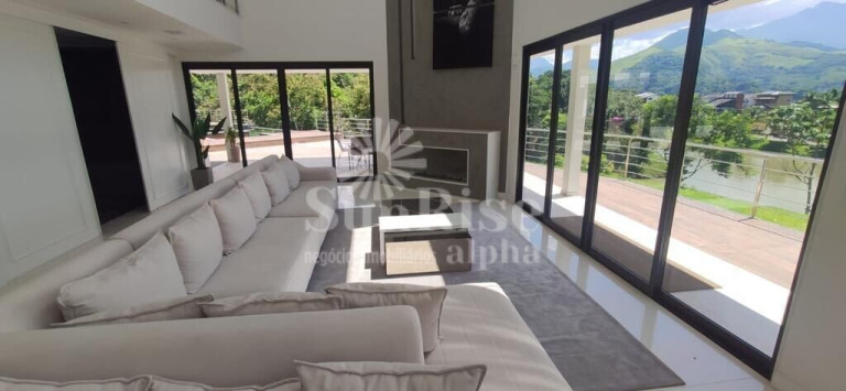 Imagem Casa com 7 Quartos à Venda, 764 m² em Centro - Cachoeiras De Macacu Imagem Casa com 7 Quartos à Venda, 764 m² em Centro - Cachoeiras De Macacu